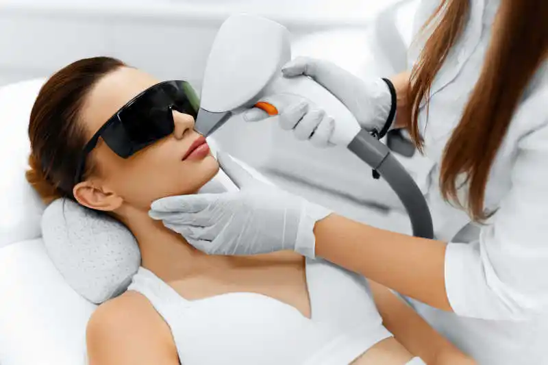 Kaedah biasa penyingkiran rambut kekal laser